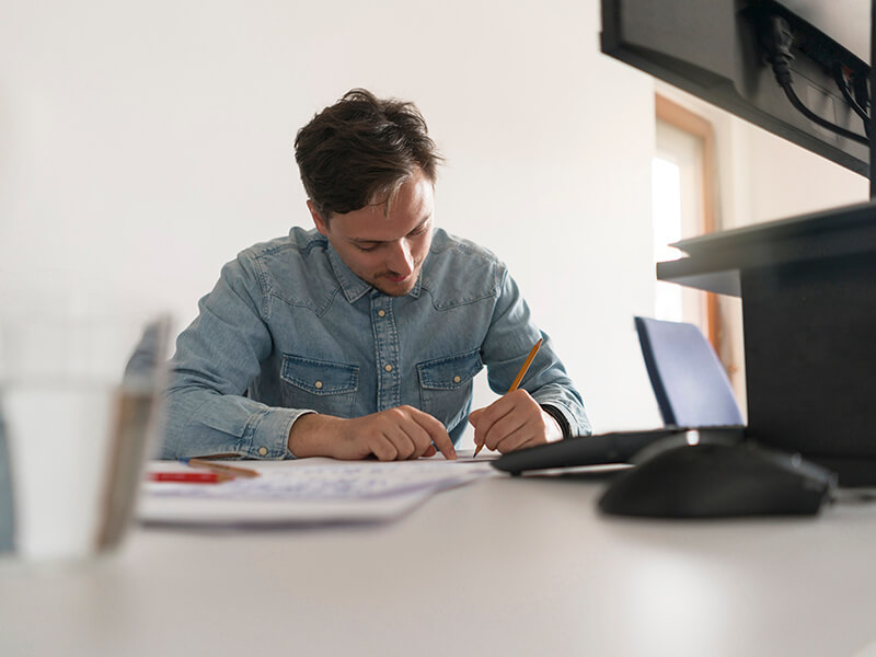 Mind the gap – how data centers can address the workforce brain drain Image