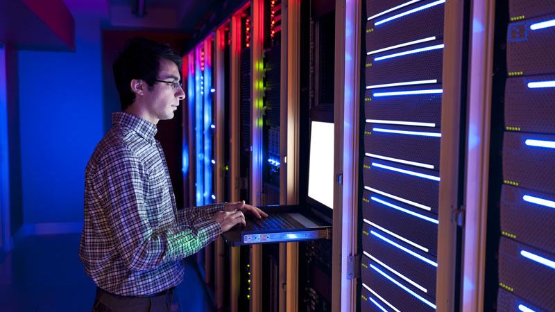 IT/OT convergence: Solving data center complexity through unified intelligence Image